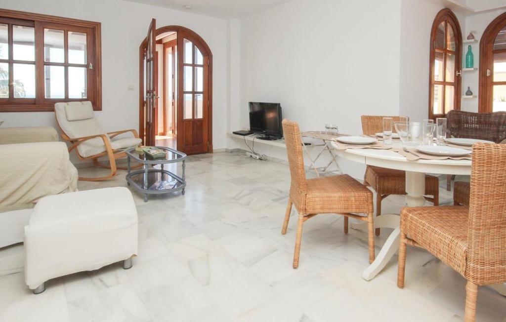 Penthouse On The Beachfront Estepona Exterior foto